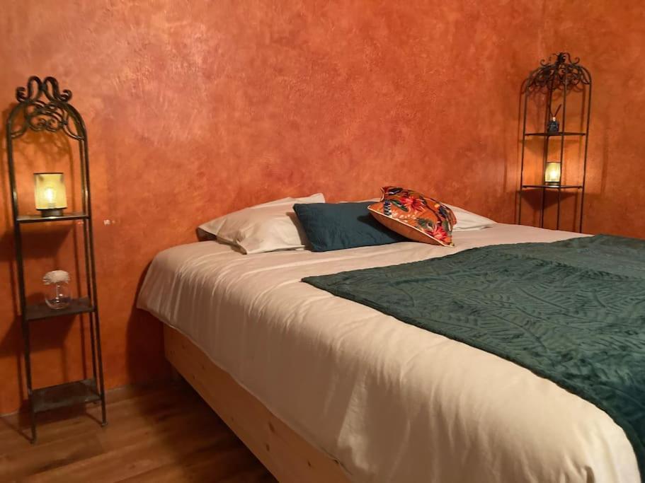 La Nuit De La Chouette Villa Bruniquel Eksteriør billede